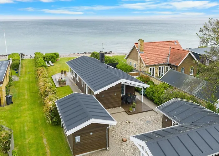 Dimo - 20m From The Sea By Interhome